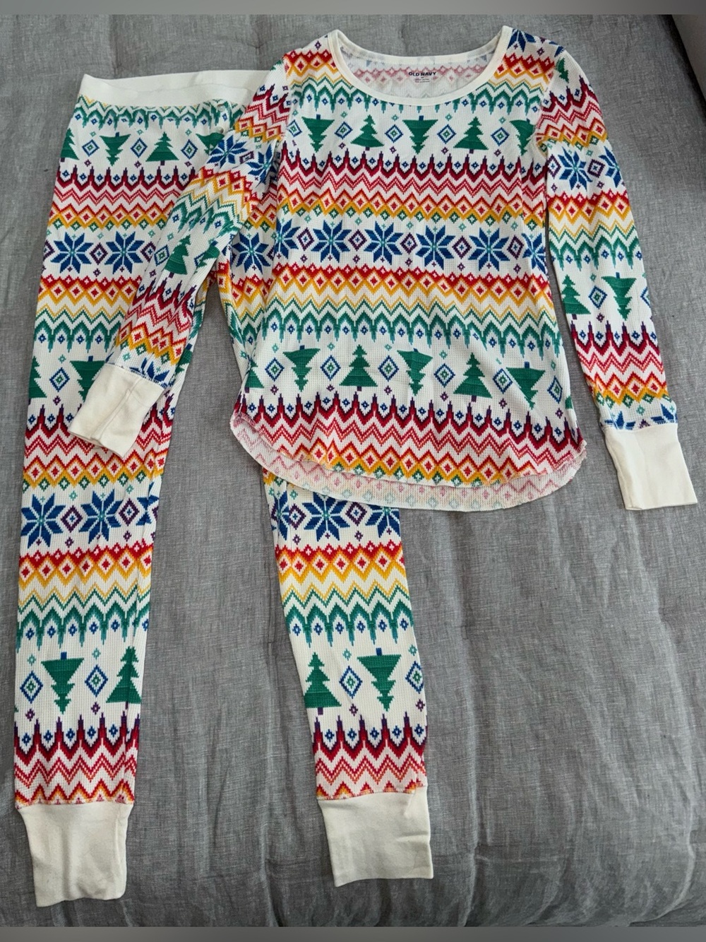 Old navy Cozy Multicolor Fair Isle Thermal Pajama Set size S pant, size XS top